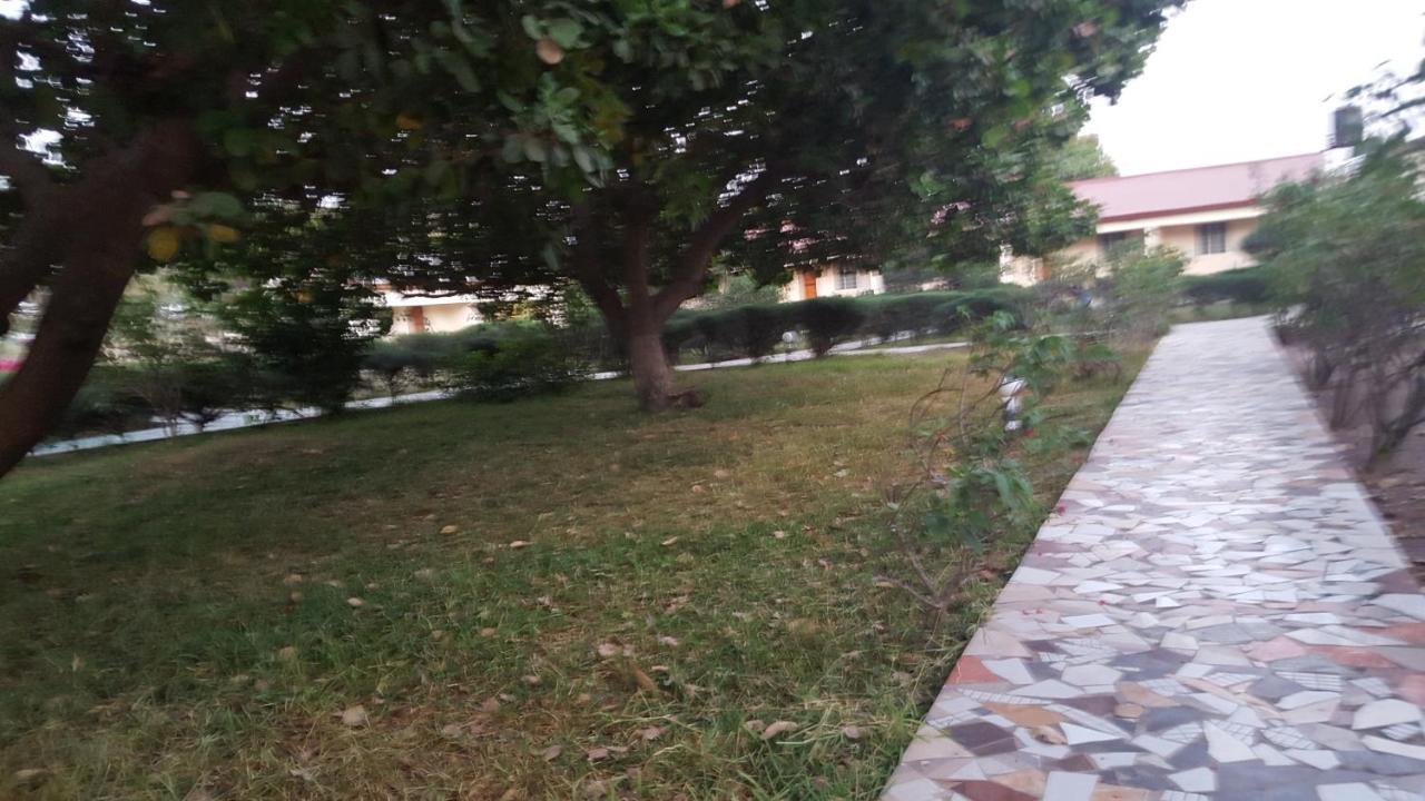Yuna Village Garden Resort Tubaya Luaran gambar